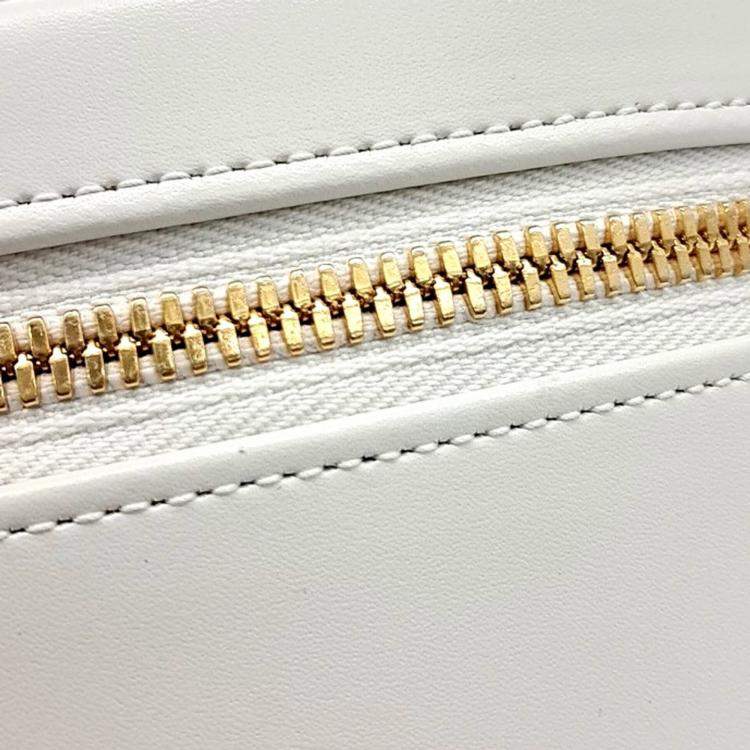 Pre Owned Dior White Leather CD Signature Small Vanity bag