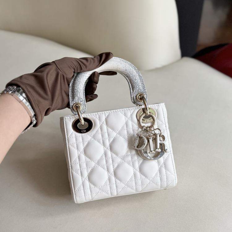 مملوكة مسبقًا Dior Lady Dior  Lizard Handles White Leather Bag