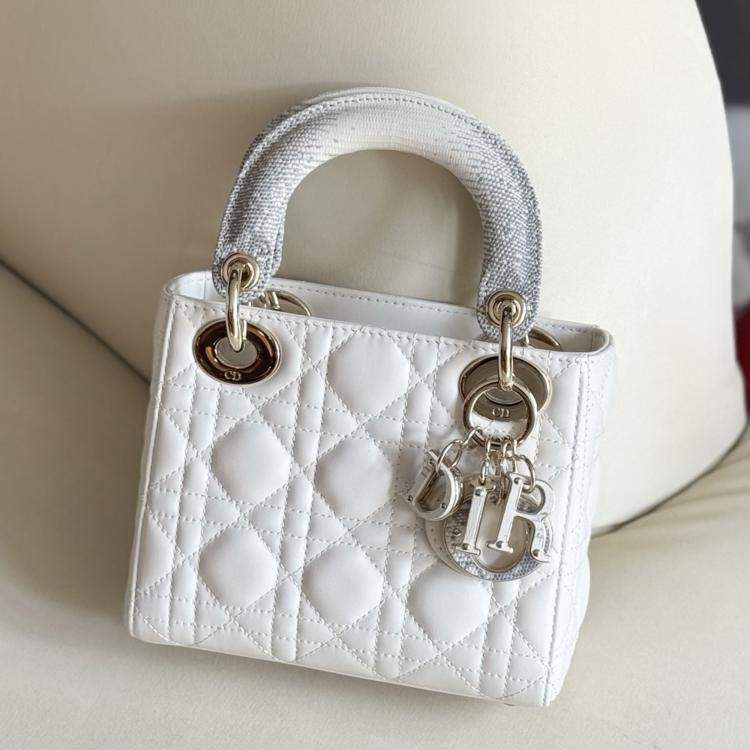 مملوكة مسبقًا Dior Lady Dior  Lizard Handles White Leather Bag