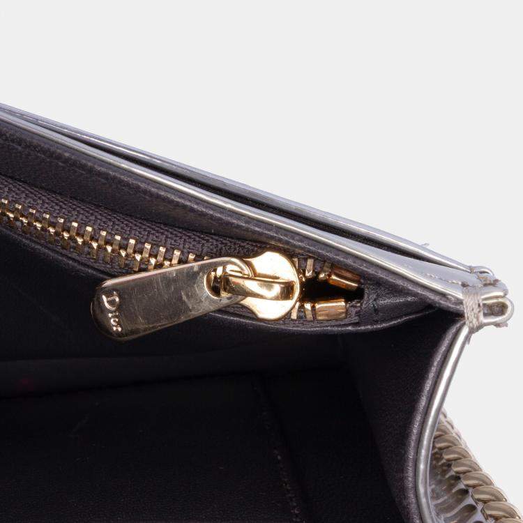 Pre Owned Dior Silver Metallic Patent Microcannage Diorama Wallet on Chain