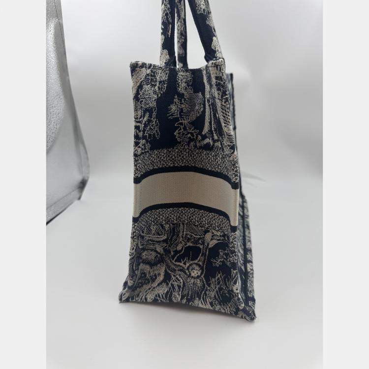 Pre Owned Dior Embroidered Medium Book Tote Bag
