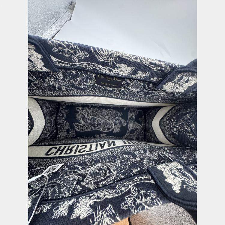 Pre Owned Dior Embroidered Medium Book Tote Bag