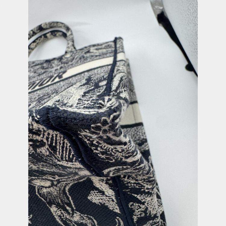 Pre Owned Dior Embroidered Medium Book Tote Bag