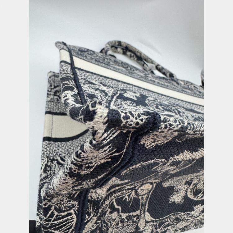 Pre Owned Dior Embroidered Medium Book Tote Bag