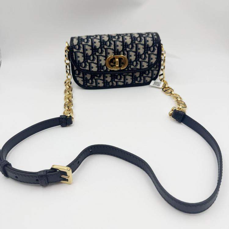 Pre Owned Dior oblique 30 montaigne avenue bag small