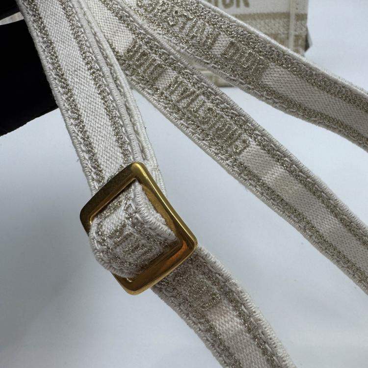 Pre Owned DIOR white/gold Oblique Book Tote
