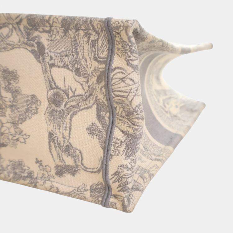 Pre Owned Dior Grey Medium Toile de Jouy Reverse Embroidered Canvas Book Tote