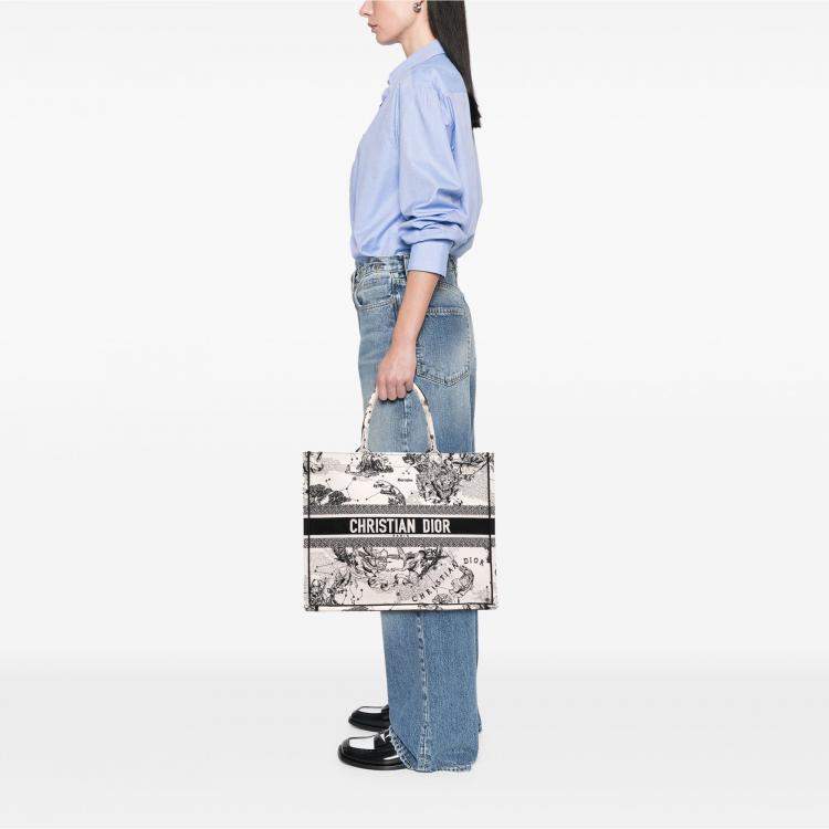Pre Owned Dior White Large Canvas Embroidered Zodiac Toile De Jouy Book Tote