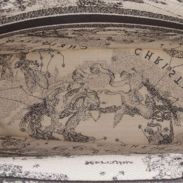 Pre Owned Dior White Large Canvas Embroidered Zodiac Toile De Jouy Book Tote