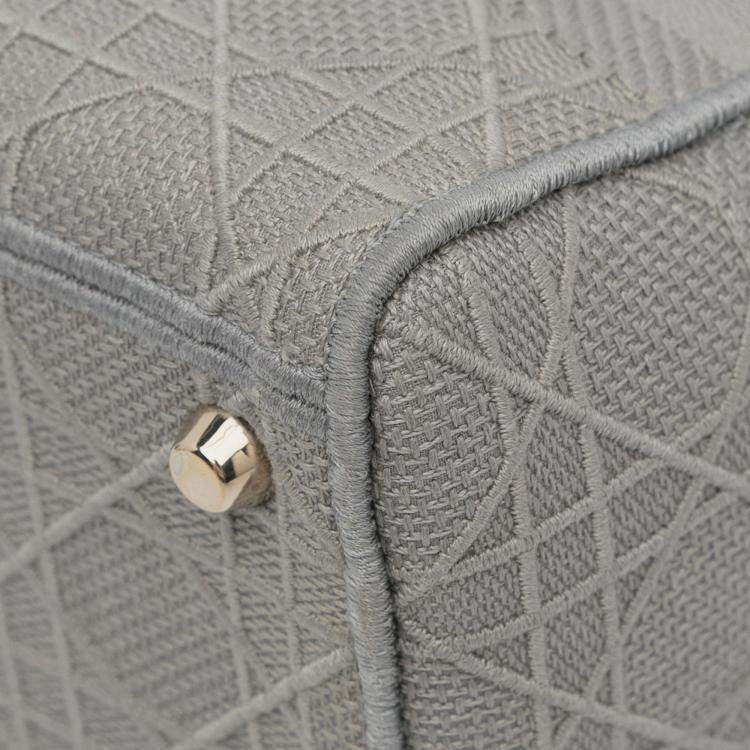 مملوكة مسبقًا Dior Grey Medium Canvas Cannage Lady D Lite