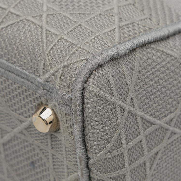 مملوكة مسبقًا Dior Grey Medium Canvas Cannage Lady D Lite