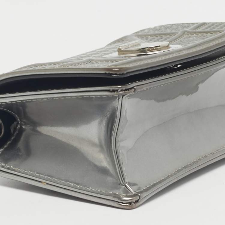 Pre Owned Dior Grey Microcannage Patent Leather Baby Diorama Shoulder Bag