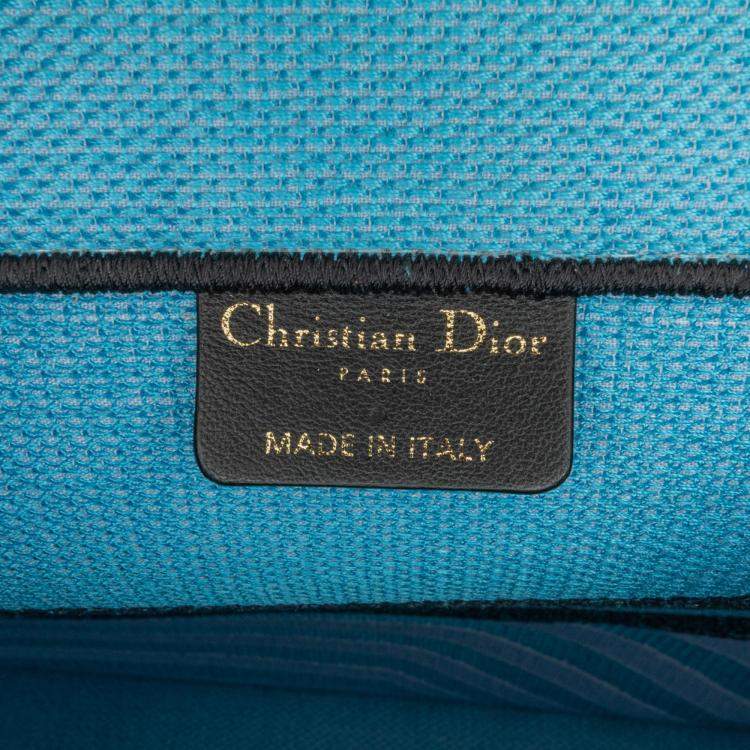 Pre Owned Dior Blue Medium Embroidered Canvas Zebra D Jungle Pop Book Tote