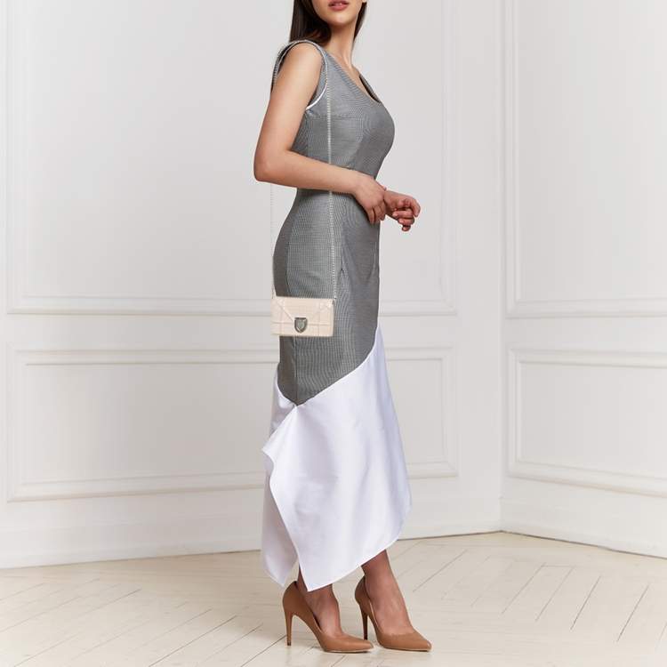 Pre Owned Dior Beige Microcannage Patent Leather Baby Diorama Bag