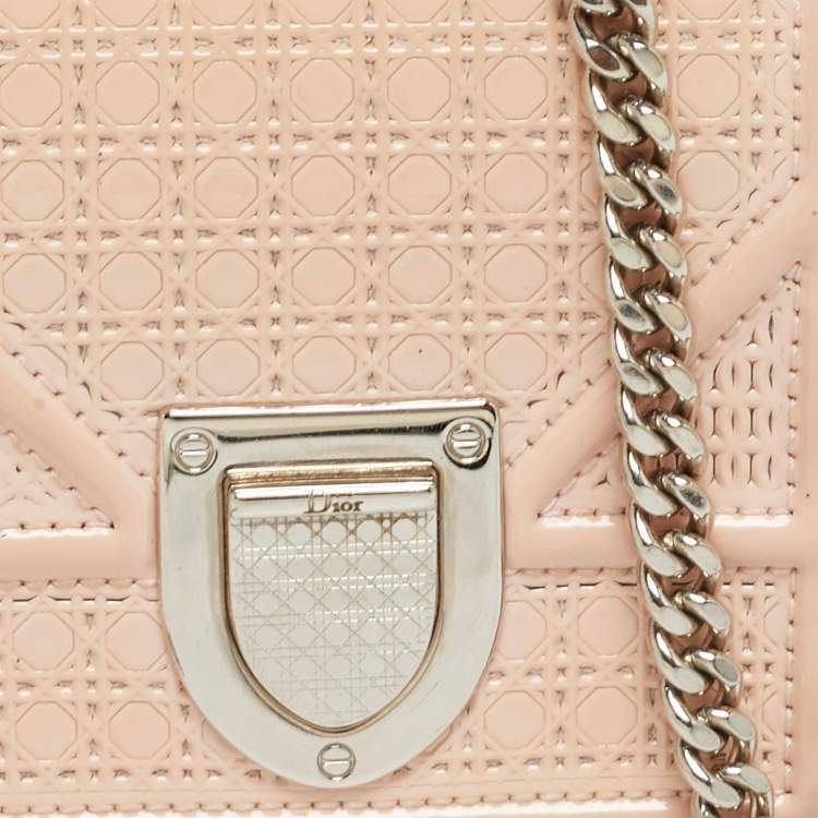 Pre Owned Dior Beige Microcannage Patent Leather Baby Diorama Bag
