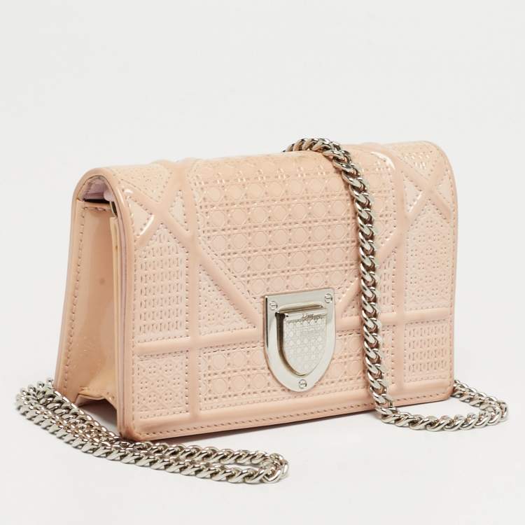 Pre Owned Dior Beige Microcannage Patent Leather Baby Diorama Bag