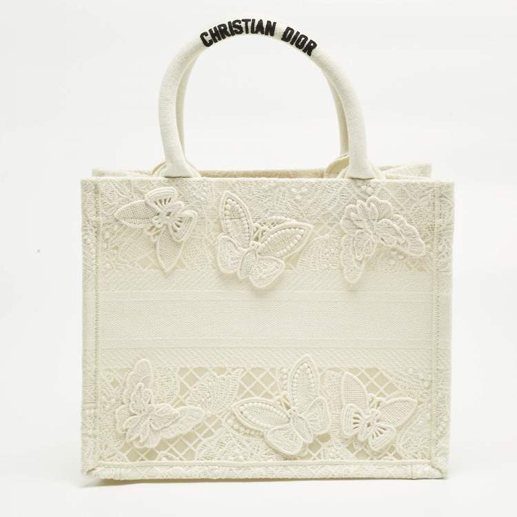 Pre Owned Dior White D-Lace Embroidered Canvas Small Book Tote