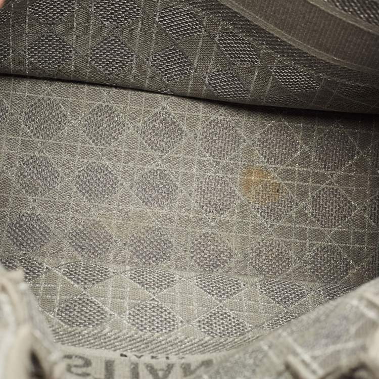 Pre Owned Dior Grey Embroidered Cannage Canvas Medium Book Tote