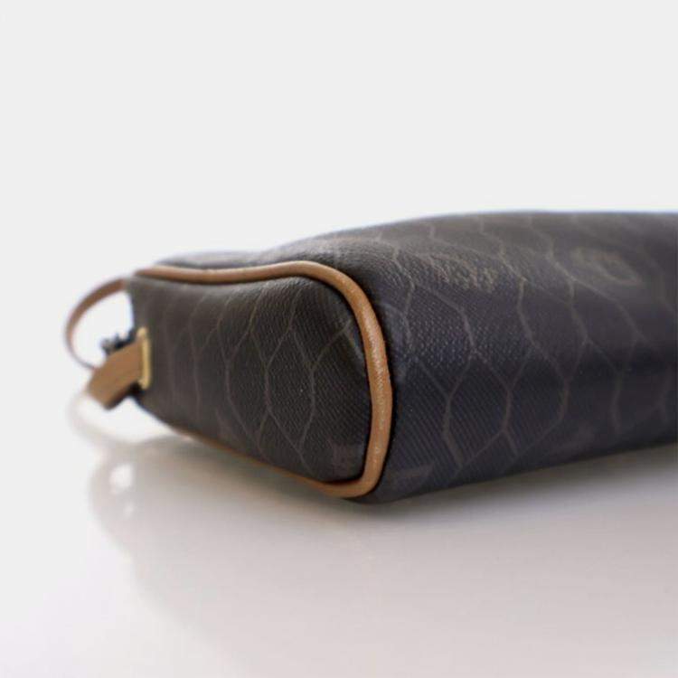 مملوكة مسبقًا Dior Vintage Canvas Honeycomb Shoulder Bag