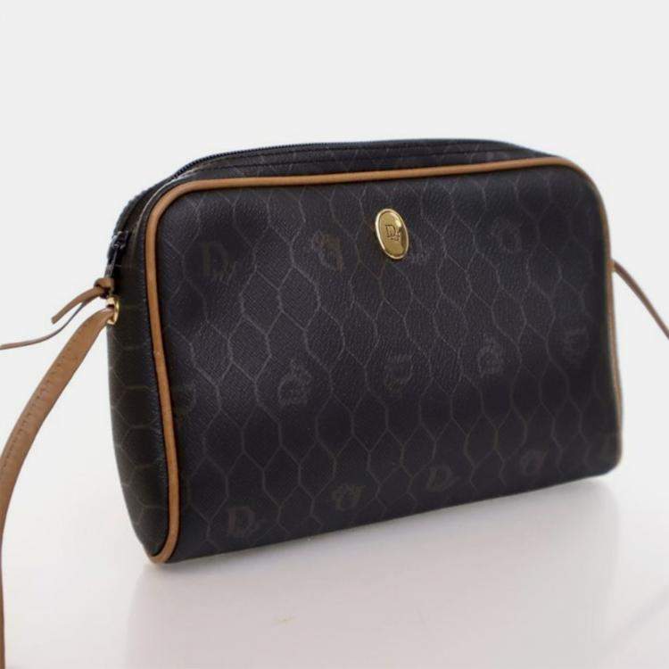 مملوكة مسبقًا Dior Vintage Canvas Honeycomb Shoulder Bag