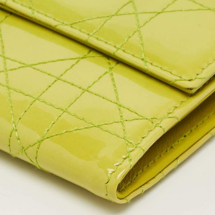 Pre Owned Dior Light Green Cannage Patent Leather Rendezvous Wallet on Chain