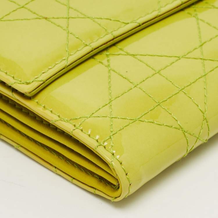 Pre Owned Dior Light Green Cannage Patent Leather Rendezvous Wallet on Chain
