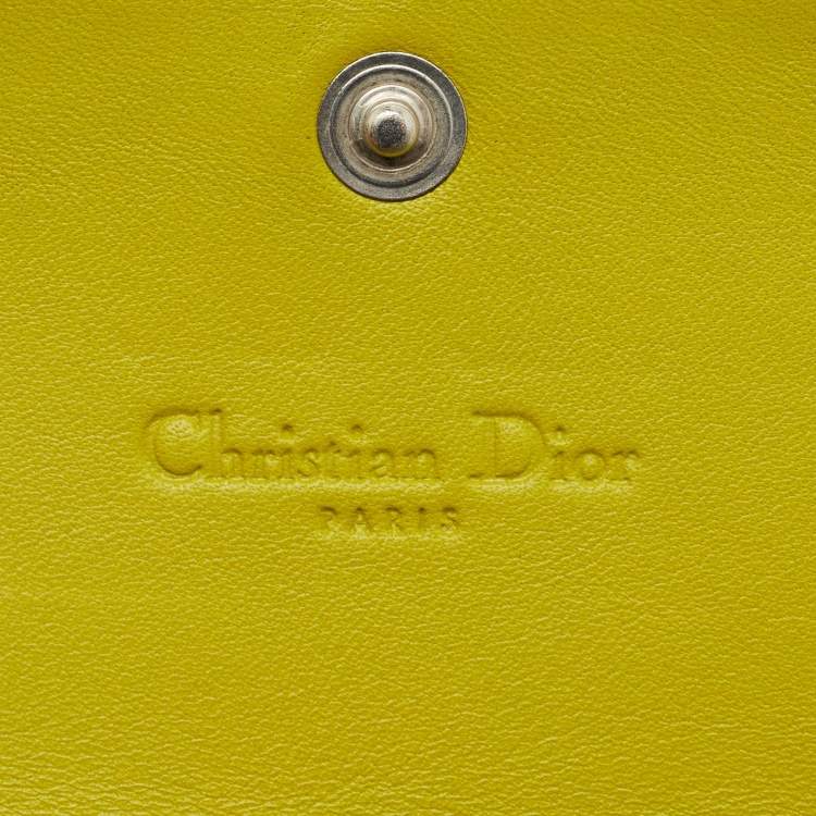 Pre Owned Dior Light Green Cannage Patent Leather Rendezvous Wallet on Chain