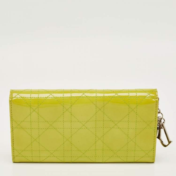 Pre Owned Dior Light Green Cannage Patent Leather Rendezvous Wallet on Chain