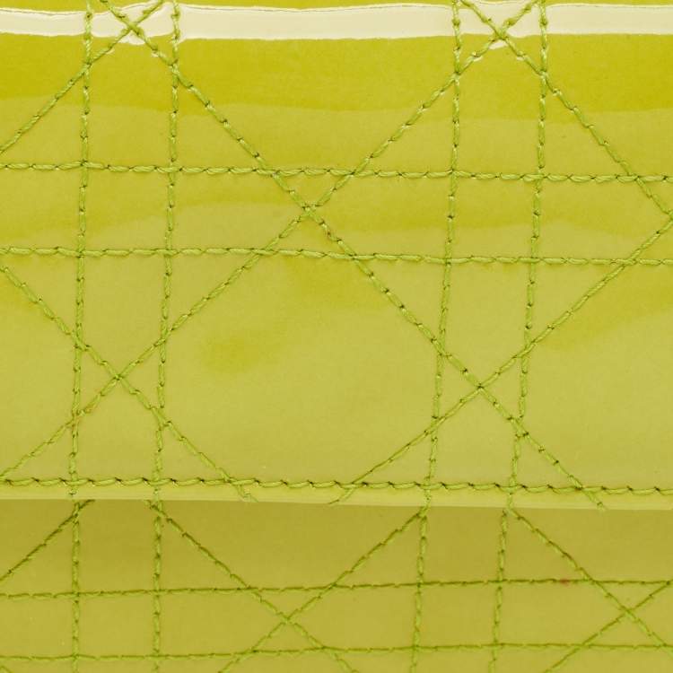 Pre Owned Dior Light Green Cannage Patent Leather Rendezvous Wallet on Chain