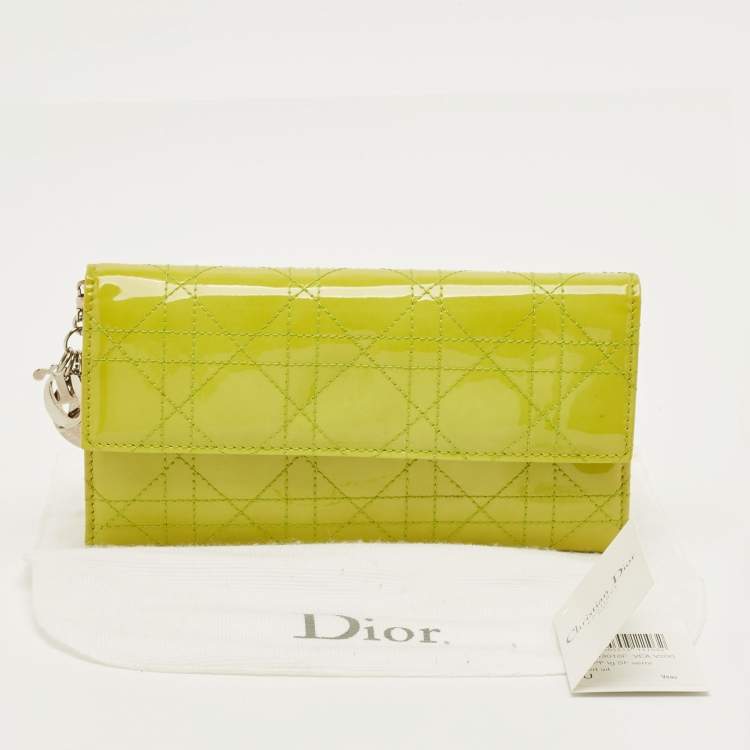 Pre Owned Dior Light Green Cannage Patent Leather Rendezvous Wallet on Chain