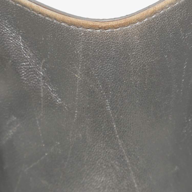 Pre Owned Dior Metallic Silver Leather Medium Diorever Bag