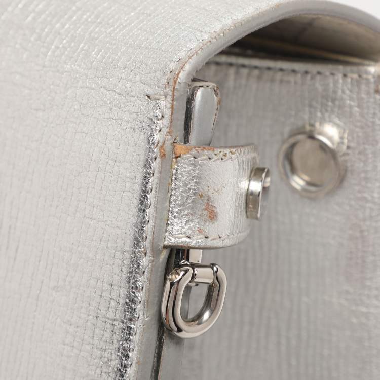 Pre Owned Dior Metallic Silver Leather Medium Diorever Bag