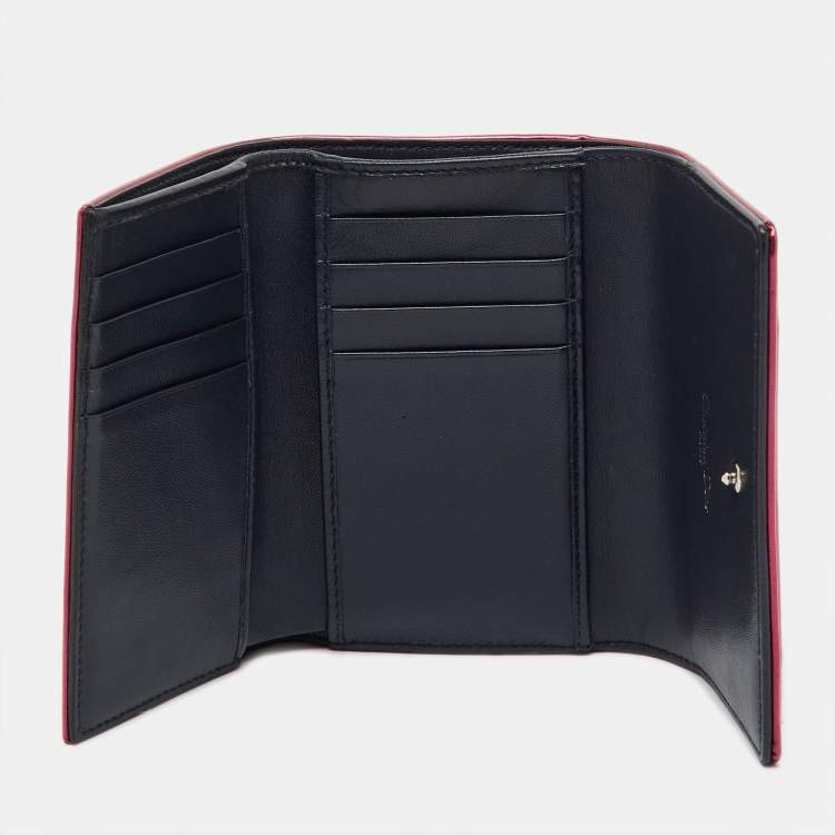 Pre Owned Dior Red Micro Cannage Patent Leather Diorama Trifold Wallet