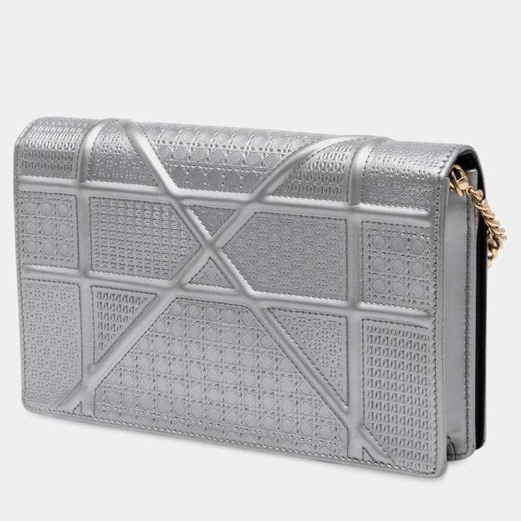 Pre Owned Dior Silver Metallic Patent Microcannage Diorama Wallet on Chain