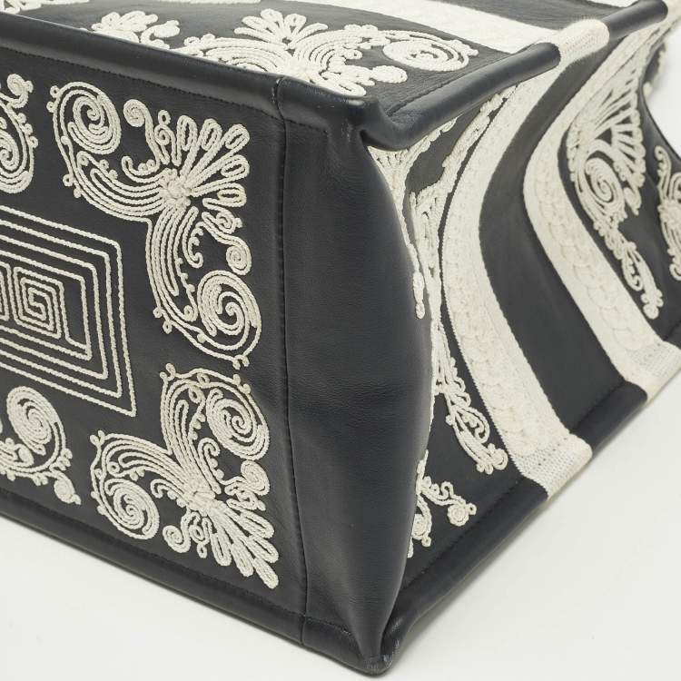 Pre Owned Dior Navy Blue/White Leather Embroidered Medium Book Tote