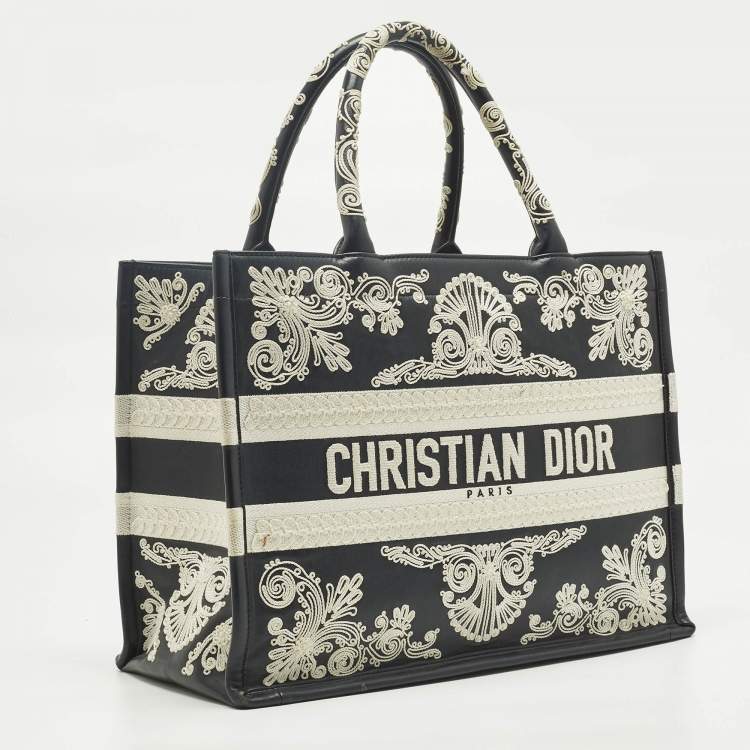 Pre Owned Dior Navy Blue/White Leather Embroidered Medium Book Tote