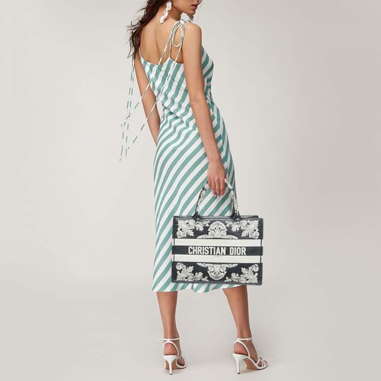 Pre Owned Dior Navy Blue/White Leather Embroidered Medium Book Tote