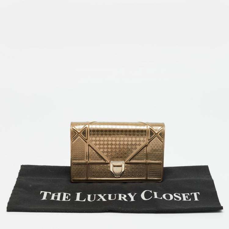 Pre Owned Dior Gold Microcannage Patent Leather Diorama Wallet on Chain