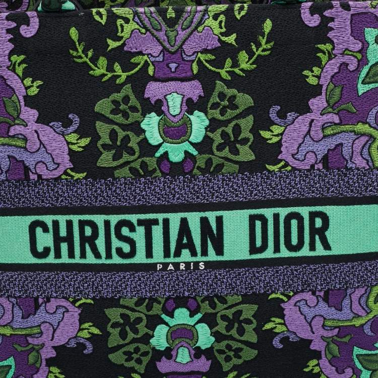 Pre Owned Dior Embroidered Book Large Multicolor Canvas Tote