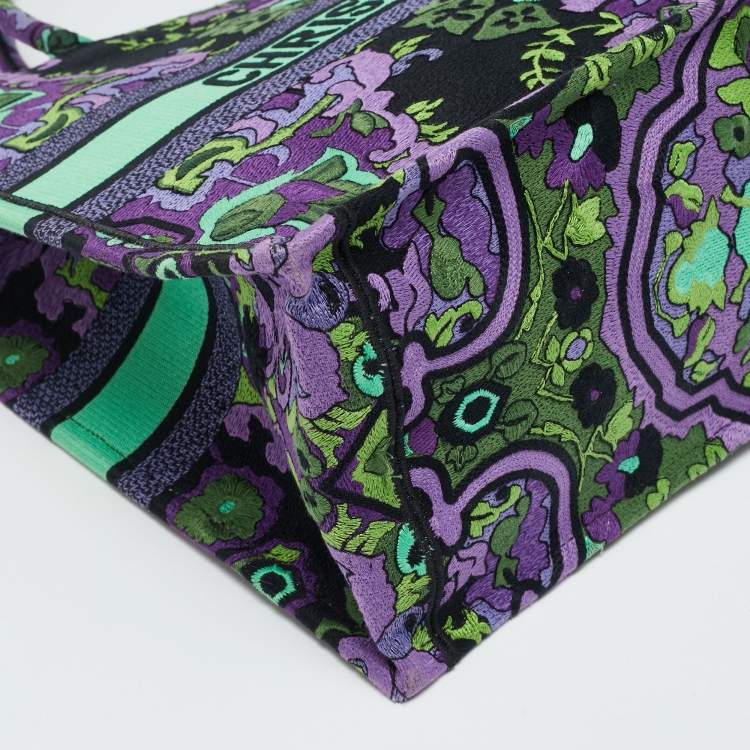 Pre Owned Dior Embroidered Book Large Multicolor Canvas Tote