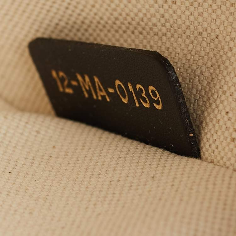 Pre Owned Dior Diorquake  Navy Blue Oblique Canvas Clutch