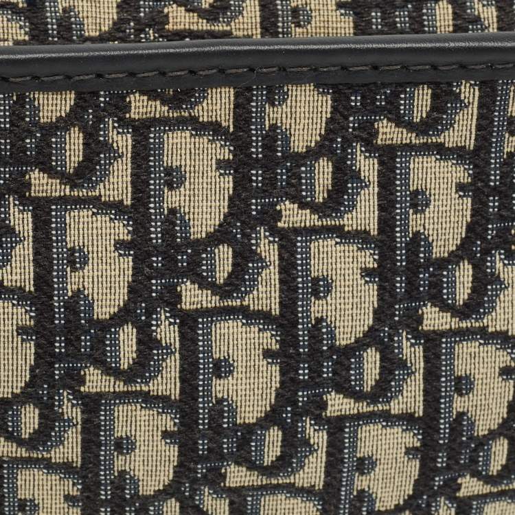 Pre Owned Dior Diorquake  Navy Blue Oblique Canvas Clutch