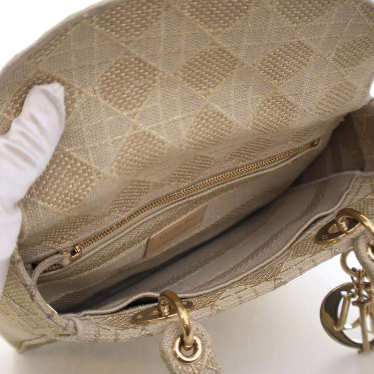 مملوكة مسبقًا Christian Dior Medium Embroidered Lady D-Lite