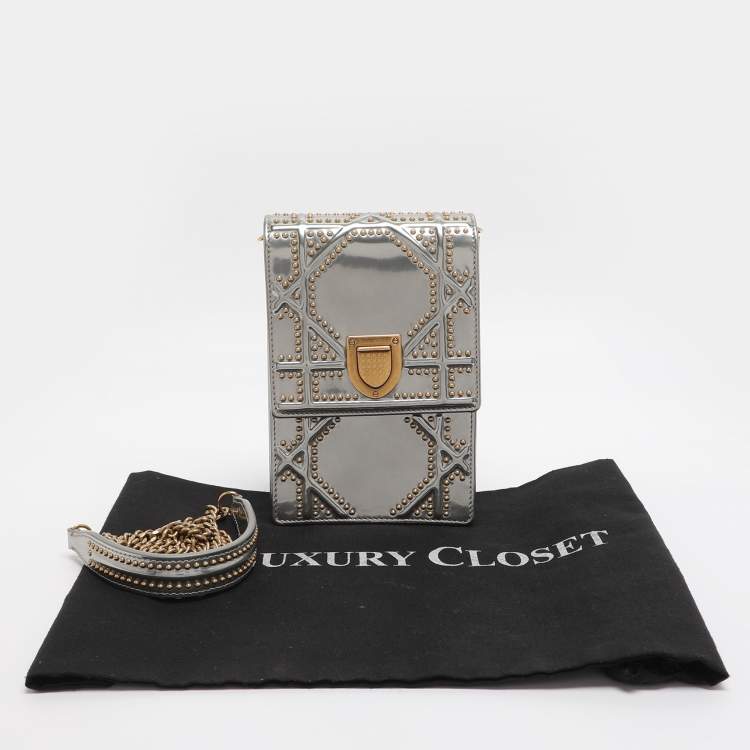 Pre Owned Dior Diorama Silver Studded Leather Vertical Chain Clutch