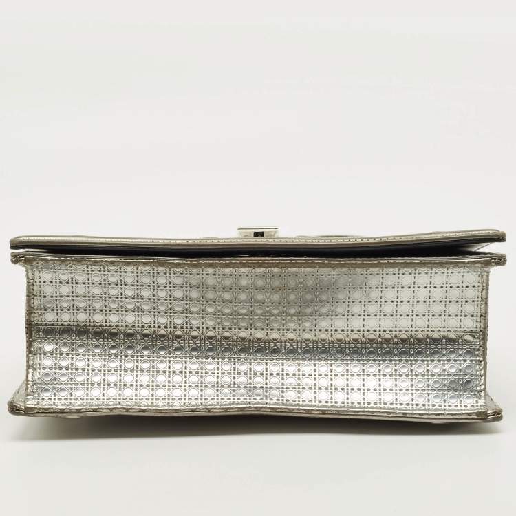 Pre Owned Dior Diorama Medium Silver Patent Leather Shoulder Bag