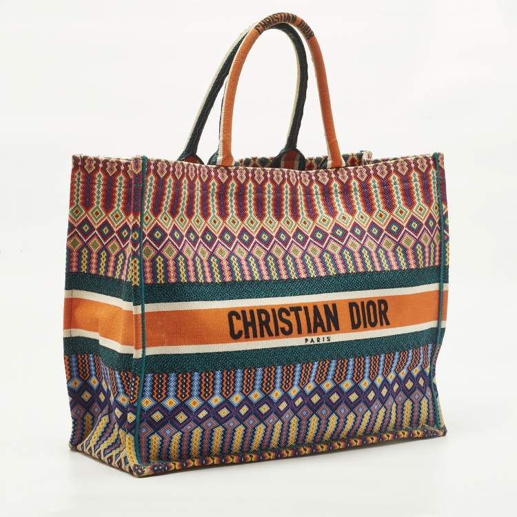 Pre Owned Dior Book Large Multicolor Embroidered Canvas Tote