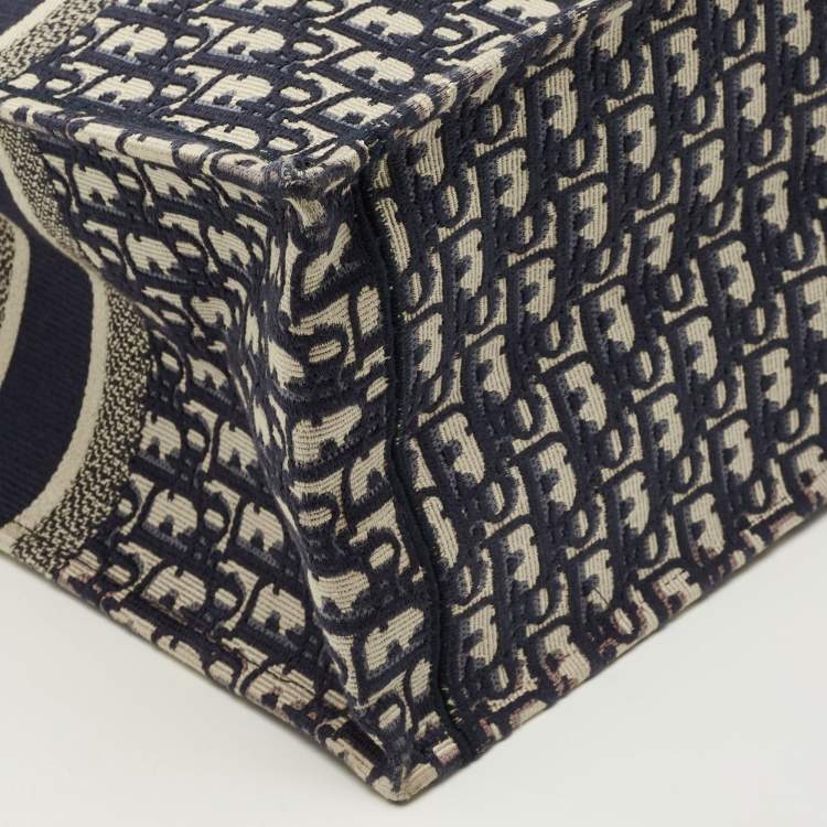 Pre Owned Dior Book Large Navy Blue Oblique Embroidered Canvas Tote