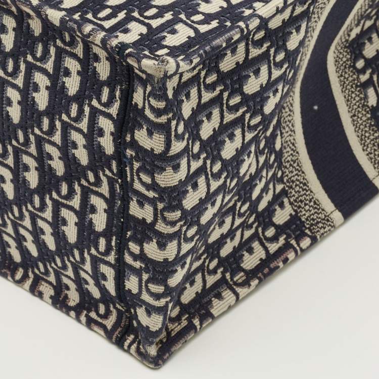 Pre Owned Dior Book Large Navy Blue Oblique Embroidered Canvas Tote