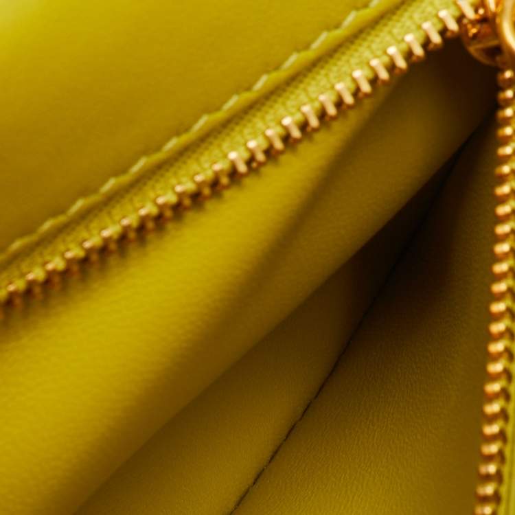 مملوكة مسبقًا Dior Caro Small Lime Yellow Cannage Leather Shoulder Bag