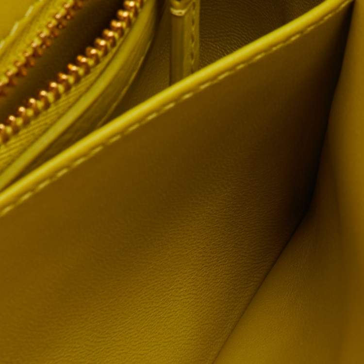 مملوكة مسبقًا Dior Caro Small Lime Yellow Cannage Leather Shoulder Bag